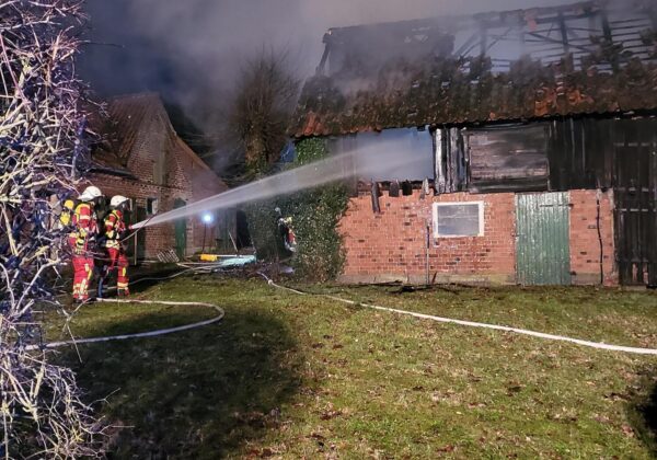 Einsatzalarm: B3 - Schuppenbrand groß